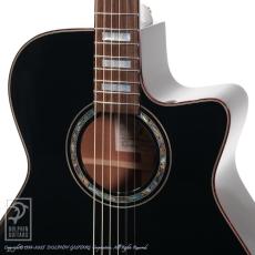Morris R-18 Black Edition_11