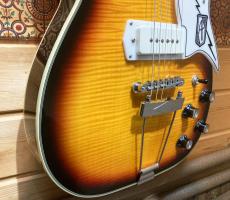 EASTWOOD GUITARS Airline TUXEDO_6
