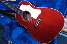Gibson 1960s J-45 Wine Red / Round Shoulder・Solid Spruce Top・Solid Mahogany Side and Back・Adjustable Bridge・White Large Pick guard 【With Original Hard Case】  2003年製_2