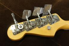 Fender American Vintage II 1966 Jazz Bass / Olympic White【VINTAGE vs ULTRA】_6