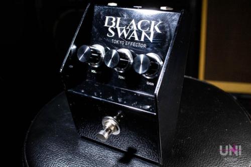 TOKYO EFFECTOR BLACK SWAN