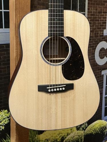 Martin 【日本総本店】【2025年NEWモデル】DJRE #2998408【ショッピングクレジット無金利&超低金利】