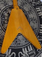 Gibson 【Vintage】1983s Heritage Serise Korina Flying V Antique Natural【3.17kg】【ギブソンフロア取扱品】_10