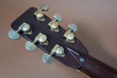 Cat's Eyes CE-2500 / Torch Inlay・U.S.A Grover 102G Peg・Solid Ezo Spruce Top・Solid Jacaranda Side and Back・ Snowflakes Cat’s Eye Inlay・D-45 Style Abalone Trim and Rosette・Under Finish Pick guard 【With Original Bl_10