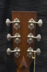 Martin D-28 Street Legend_6