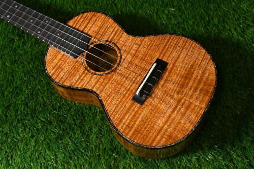 tkitki ukulele CUSTOM HK-C 5A Concert【S/N1594】
