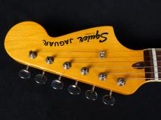 Squier Classic Vibe '70s Jaguar 3-Color Sunburst 2024_5