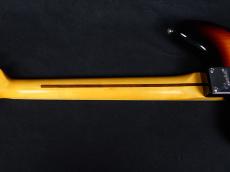 Squier Classic Vibe '70s Jaguar 3-Color Sunburst 2024_8