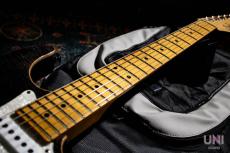 Suhr J Select Standard Plus Trans Black / Roasted Maple_4