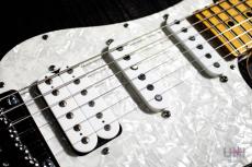 Suhr J Select Standard Plus Trans Black / Roasted Maple_6