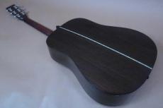 Martin D-21 Special / Limited Production of 300・Solid Spruce Top・Solid Rosewood Side and Back・Old Style Logo・Original Grover peg・Black and White Binding・Rosewood fingerboard and Bridge・Black pick guard【With _6