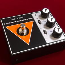 BEHRINGER BASS BRASSMASTER FUZZ_5