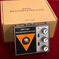 BEHRINGER BASS BRASSMASTER FUZZ_7
