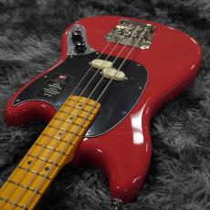Fender American Professional Classic Mustang Bass Faded Dakota Red / Maple_8