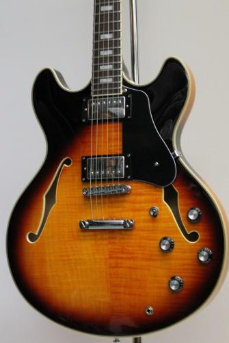 Sire H7 / VS【ラリー・カールトン監修セミアコ】【ちょっとハコものフェア～12/21(日)】