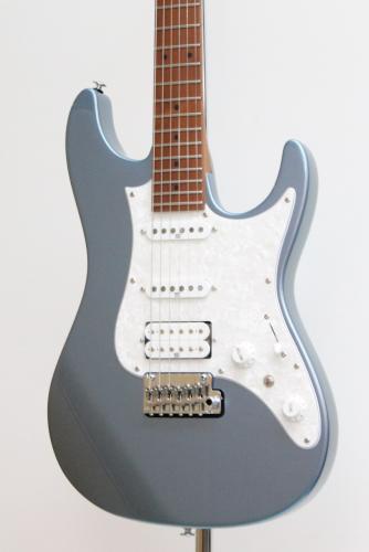 Ibanez AZ2204 Prestige / Ice Blue Metallic / 3.54kg