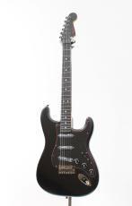 Fender Made in Japan Limited Hybrid II Stratocaster / Noir / 3.43kg_2