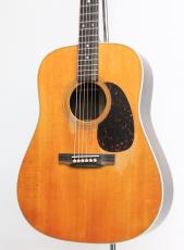 Martin D-28 StreetLegend【オープンな鳴り】