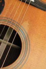 Martin D-28 StreetLegend【オープンな鳴り】_7