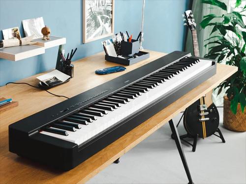 YAMAHA P-225 / B