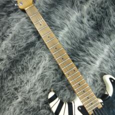 EVH Striped Series '78 Eruption White with Black Stripes Relic_2