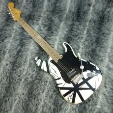 EVH Striped Series '78 Eruption White with Black Stripes Relic_4