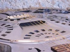 Dobro Model 33 S '76_10