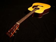 Martin D-28 Standard【LR Baggs Session VTC搭載のお買い得品! 初めてのD28の方にもオススメも旧スペックモデルです! 1オーナーの美品です! 】解説試奏動画ご覧下さいませ。_14