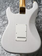 Fender FSR Limited Edition American Vintage II 1957 Stratocaster 3A Flame Neck / White Blonde [3.68kg]_6