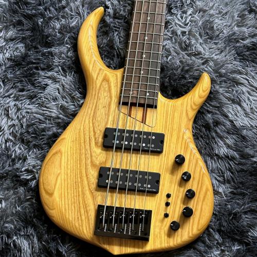 Sire Marcus Miller M5 Ash 5st NT (Natural)【2025年製】【5弦ベース】