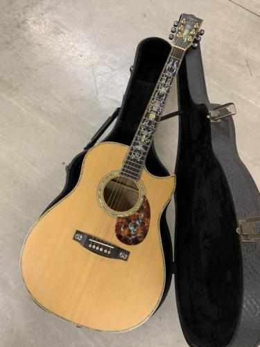 Lepore インレイギター アバロン貝仕様 高級感たっぷり!