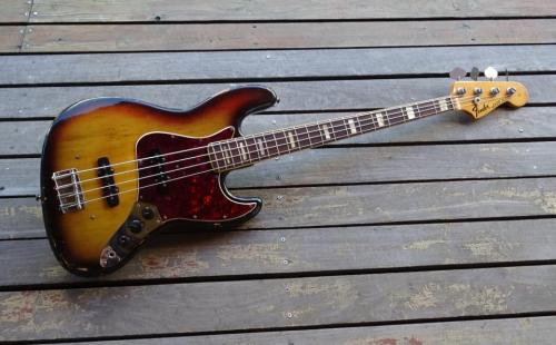 Fender JazzBass