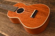 Sofla Ukes Concert Sinker Curly Mahogany_2