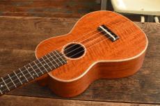 Sofla Ukes Concert Sinker Curly Mahogany_3