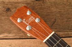 Sofla Ukes Concert Sinker Curly Mahogany_4