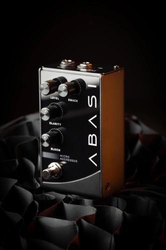 Abasi Concepts Micro-Aggressor《ブーストスタイル・コンプレッサー》【オンラインストア限定】