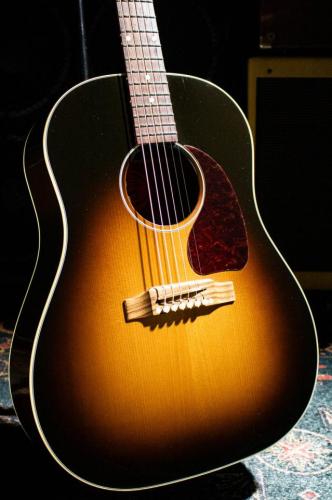 Gibson J-45 Standard VOS / 2014