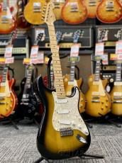 Fender Buddy Guy Stratocaster -2-Color Sunburst- 2005年製 【Rare!】【Lace Sensor Pickups!】【Mid Boost!】_2