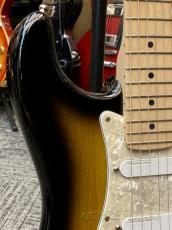 Fender Buddy Guy Stratocaster -2-Color Sunburst- 2005年製 【Rare!】【Lace Sensor Pickups!】【Mid Boost!】_6