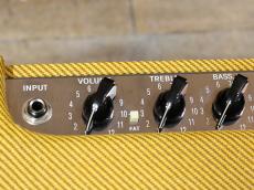 Fender Blues Junior Lacquered Tweed_2