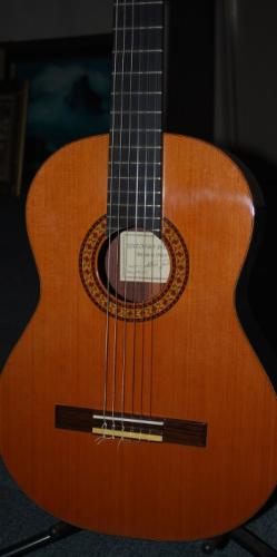 Antonio Sanchez [アントニオ・サンチェス] 型番1080　弦長620㎜の超ショートスケール　オール単板仕様