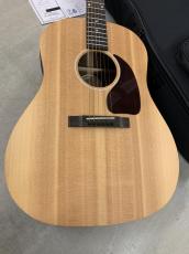 Gibson G-45 ボディサイドにプレイヤーポート付き!_3