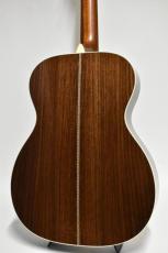 Martin OMJM  #2935125【木目の詰まった上質なスプルースTOP】【試奏動画あり】_3