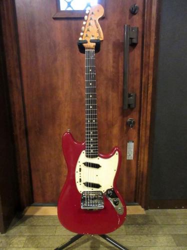 Fender 1966 Fender Mustang Red