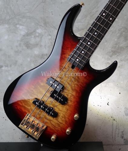 Valley Arts Custom Pro USA Bass / Sunburst