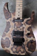 Charvel USA Custom Shop Warren De Martini/ Signature / SnakeSkin Graphic　(1)