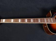 Fender Kingman Bass Shaded Edge Burst_4