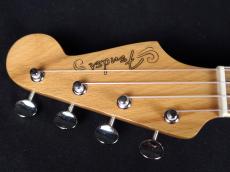 Fender Fullerton Jazzmaster Uke 3-Color Sunburst_5