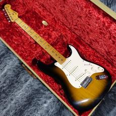 Fender American Vintage 1954 Stratocaster 2Tone-Sunburst_2