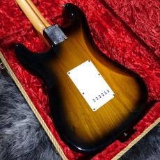 Fender American Vintage 1954 Stratocaster 2Tone-Sunburst_9
